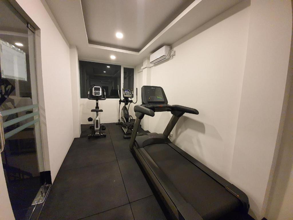 Clover City Center Plus Hotel Yangon Exterior foto