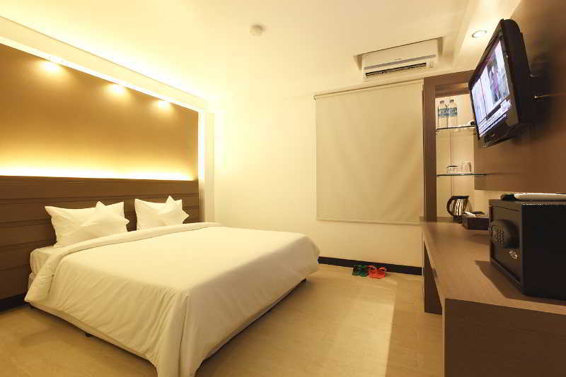 Clover City Center Plus Hotel Yangon Exterior foto