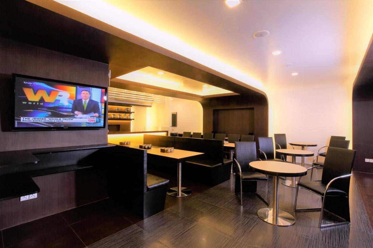 Clover City Center Plus Hotel Yangon Exterior foto