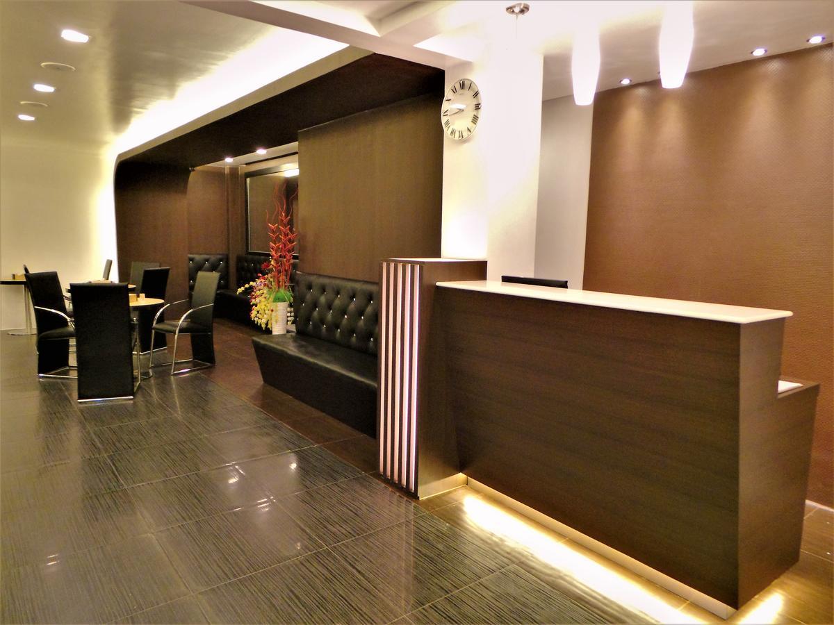 Clover City Center Plus Hotel Yangon Exterior foto